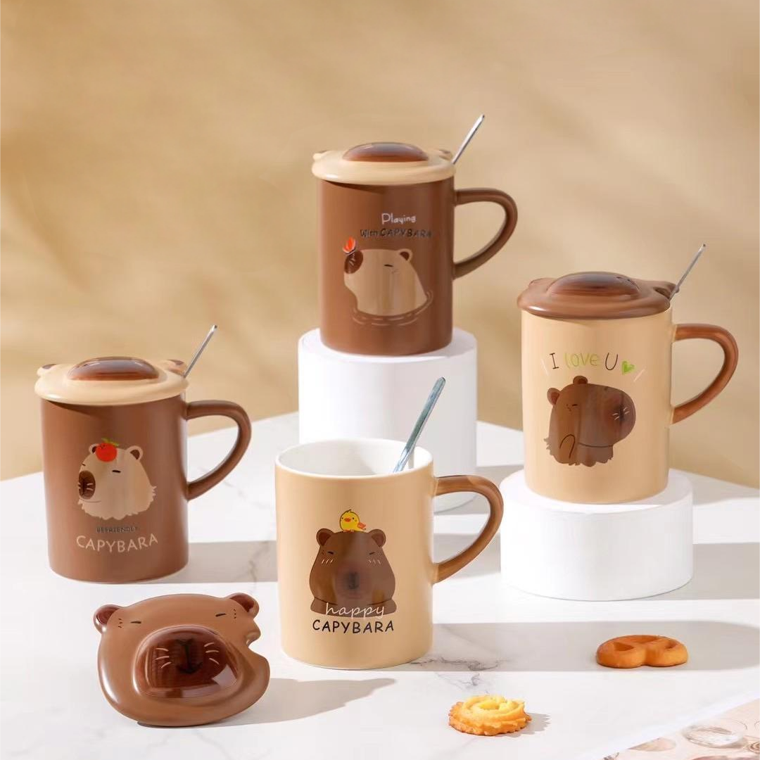 Serie Capybara - Tazza con coperchio 400ml