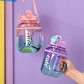 bottiglia portatile in plastica con cinturino - 1,7 l