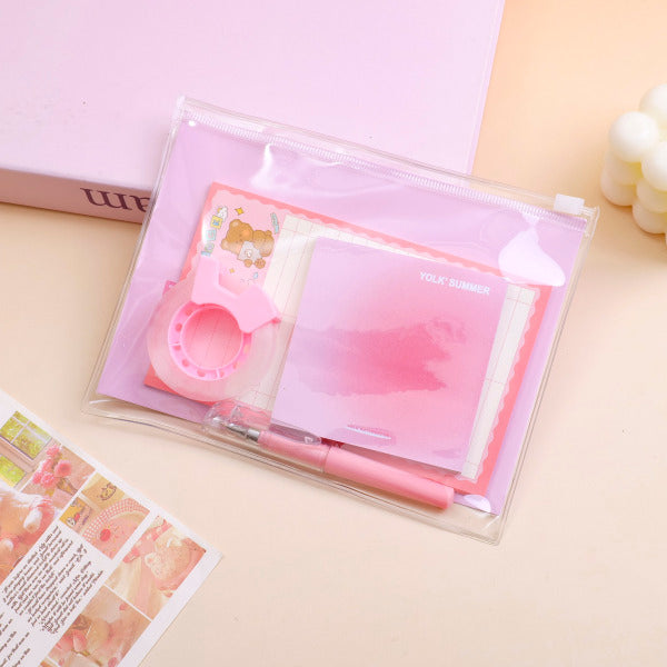 Set di 4 pezzi di cancelleria rosa